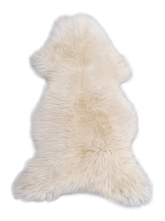 Klassinen valkoinen aito lampaantalja bääbää verkkokaupasta.