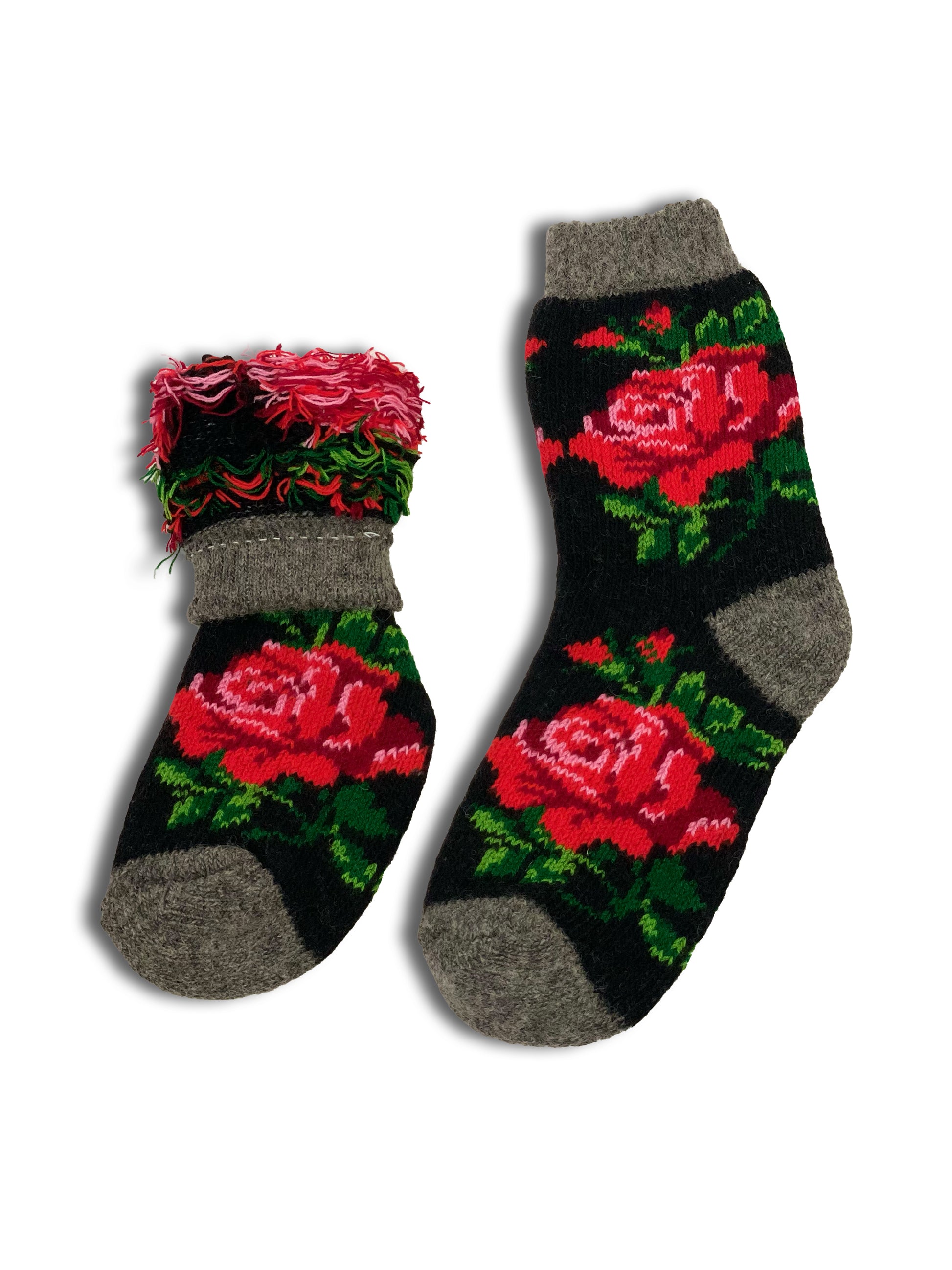 Delight your friend with BääBää rose wool socks. The perfect gift idea!
